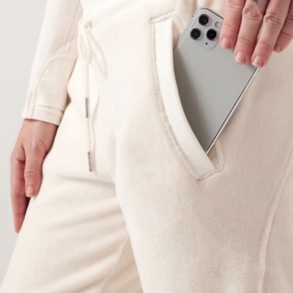Athleta Recover Cozy Jogger NWT Cream color - Picture 3 of 6